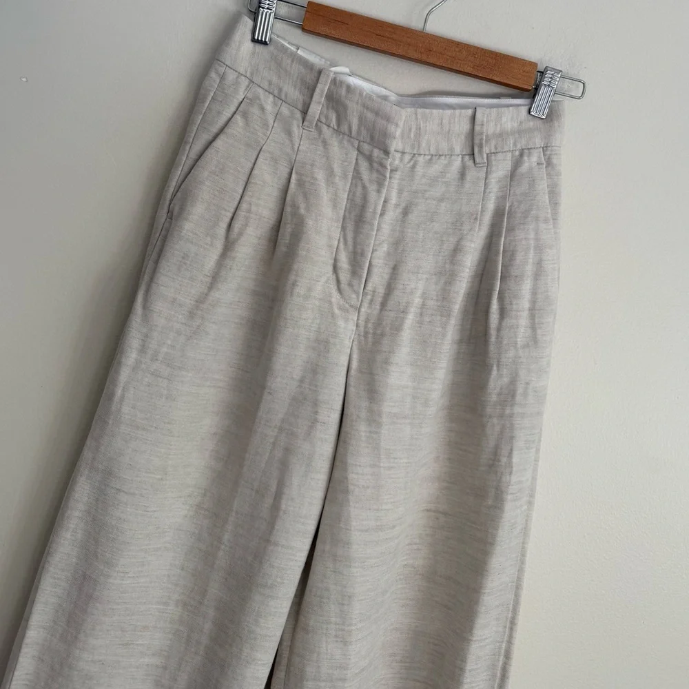 NWT Aritzia The Effortless Pant Linen Natural Ecru 0 Short